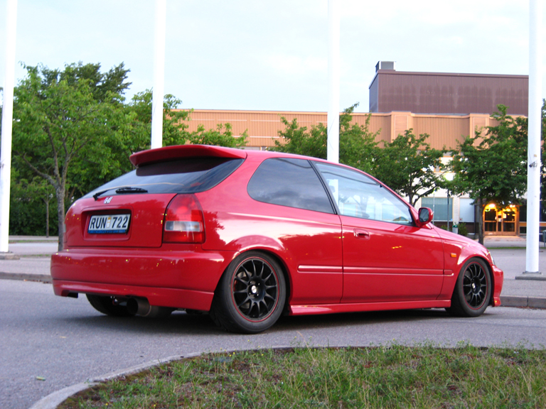 I leave you with this absolutely amazing EK hatch